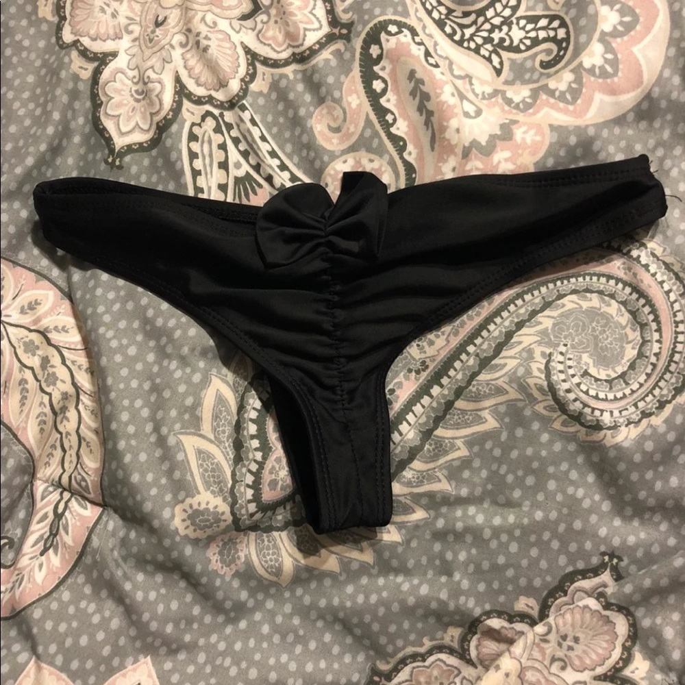 ❌ SOLD Bow bikini bottoms